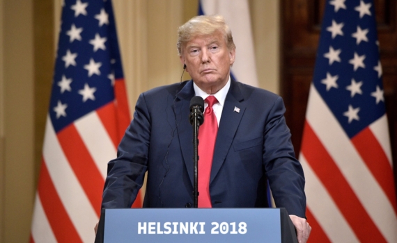 Президент США Дональд Трамп охладел к Британии после того, как король Карл III принял Зеленского раньше его